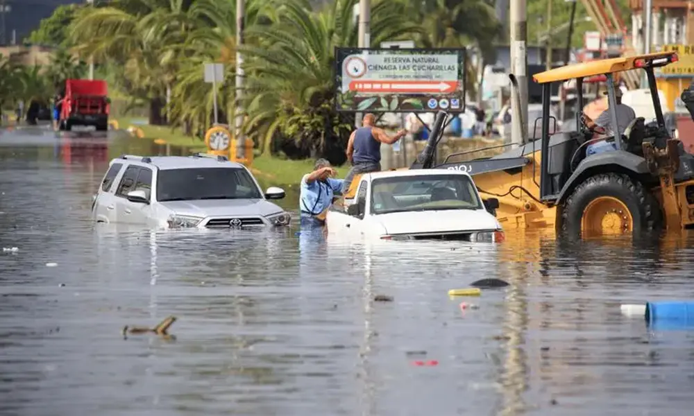 Puerto Rico está bajo estado de emergencia por las inundaciones